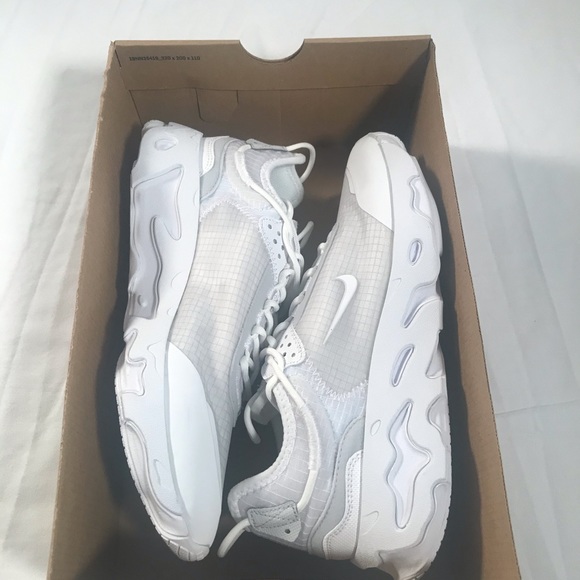 Nike React Live Running Shoes - Picture 7 of 8